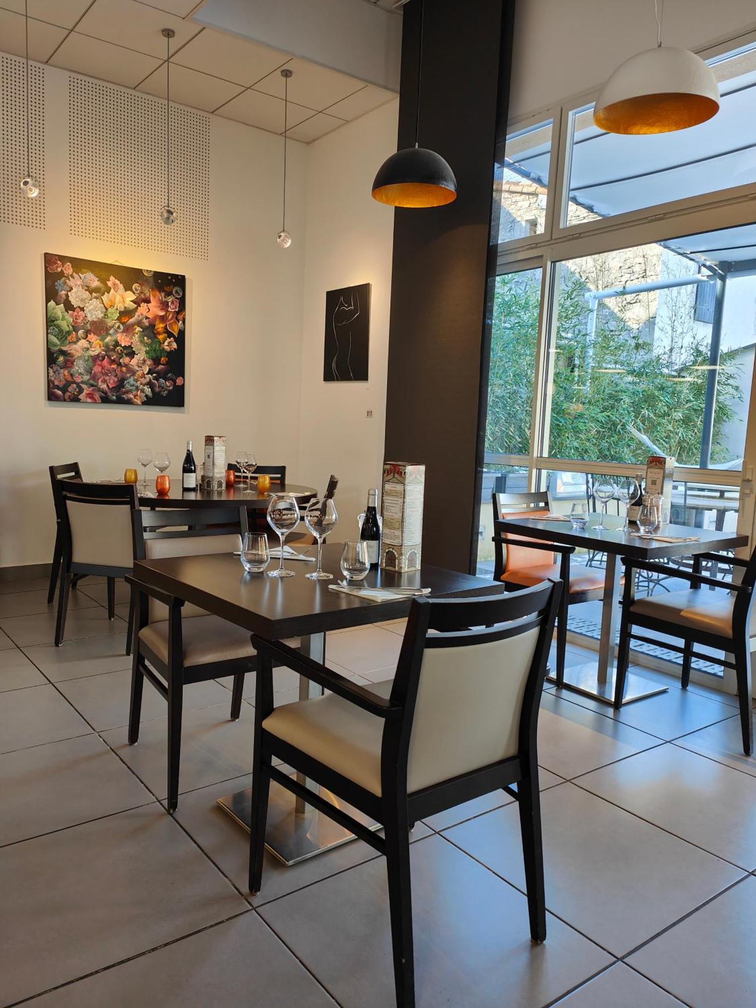 Hotel De La Poste ลา กาวาเลอรี ภายนอก รูปภาพ